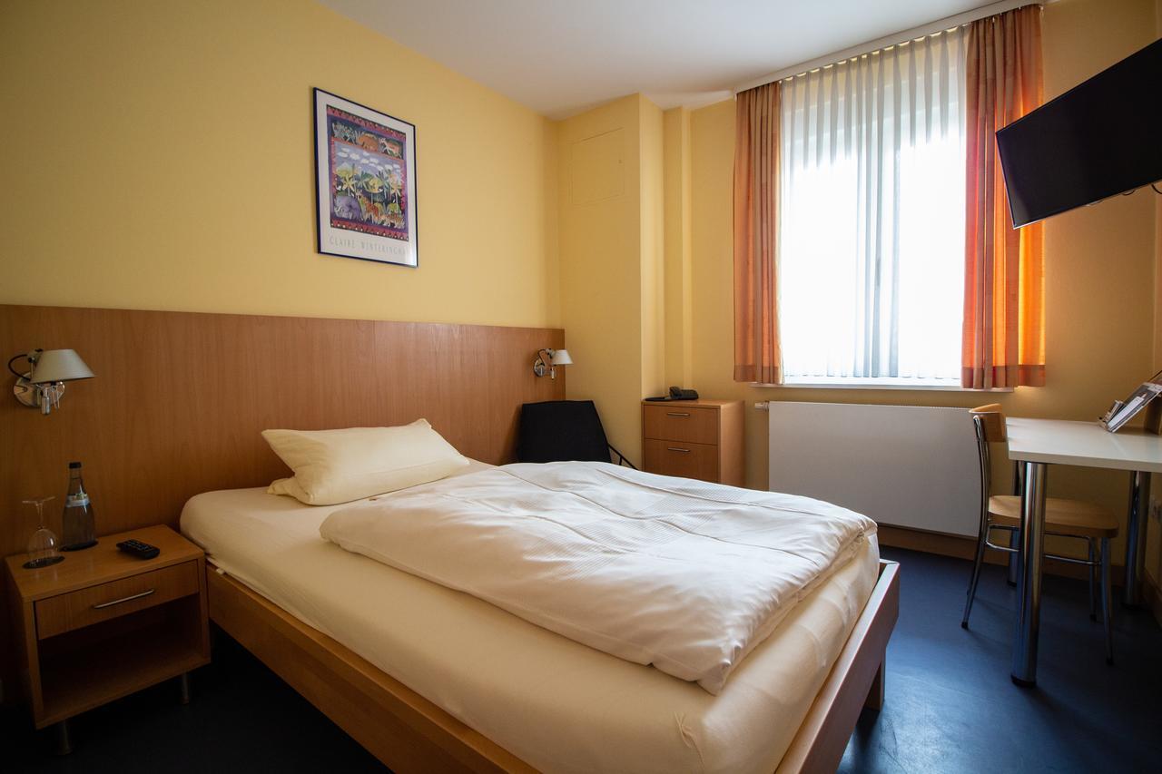 Hotel Goldene Gans Маннгейм Екстер'єр фото