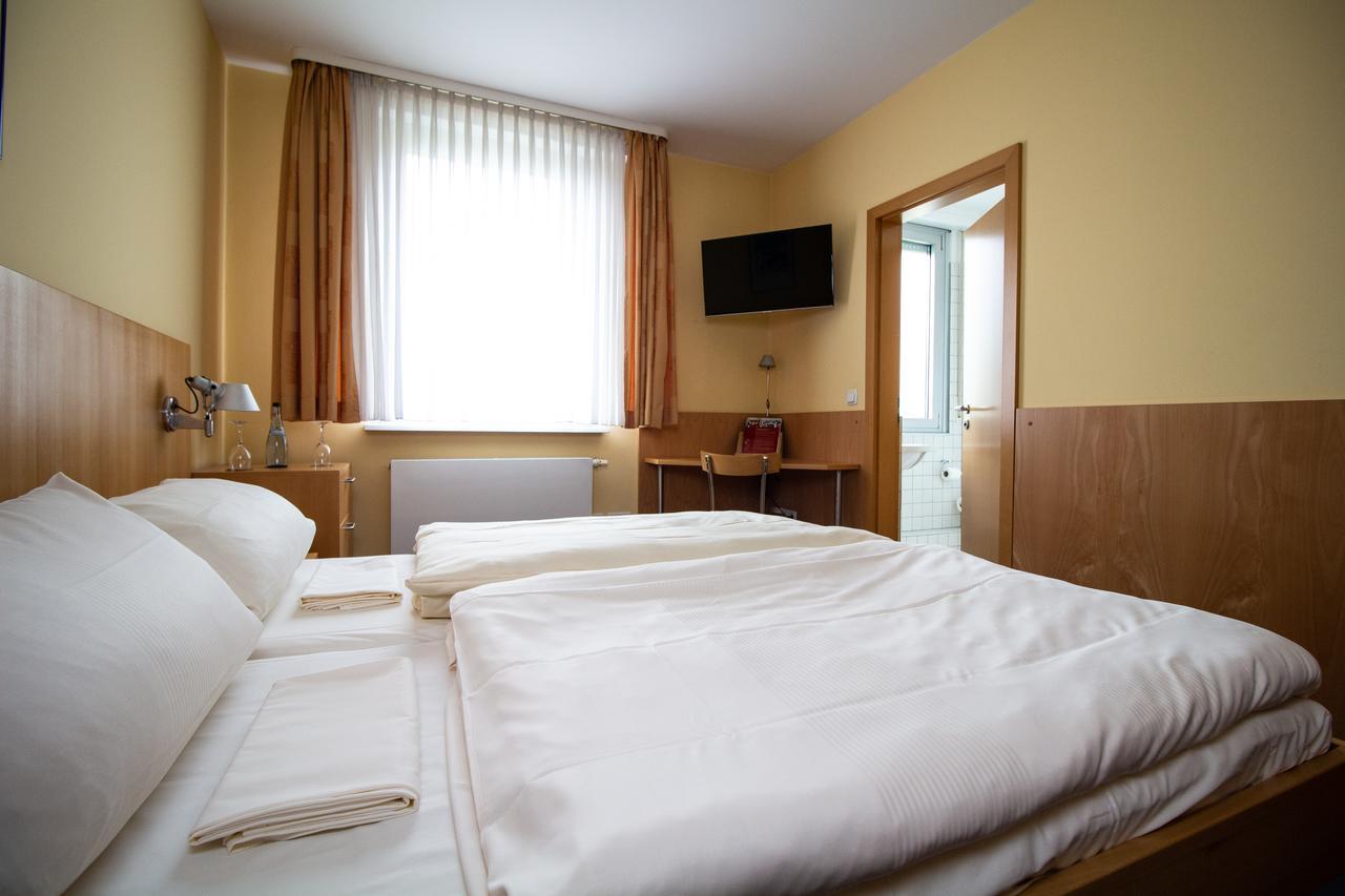 Hotel Goldene Gans Маннгейм Екстер'єр фото