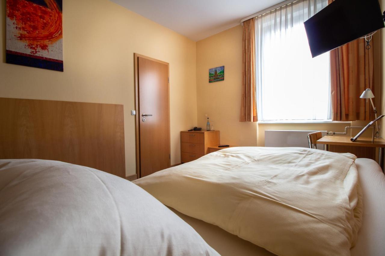 Hotel Goldene Gans Маннгейм Екстер'єр фото